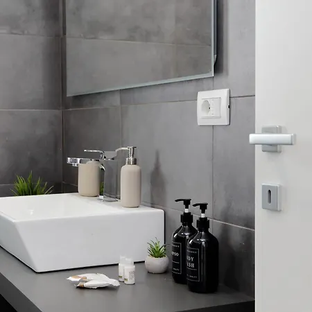 דירה Relax E Comodita - Vicino Al Mare E All'aeroporto *